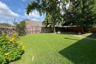 2134 Collingsfield Dr, Sugar Land, TX 77478 - Photo 15