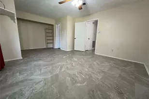 2134 Collingsfield Dr, Sugar Land, TX 77478 - Photo 9