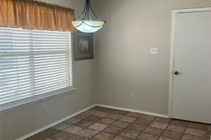 2134 Collingsfield Dr, Sugar Land, TX 77478 - Photo 7