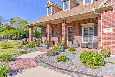 1621 Pine Crest Drive, Pearland, TX 77581 - Photo 3