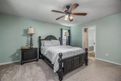 2111 W Gulf Street, Baytown, TX 77520 - Photo 23