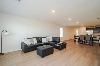 4355 Palmetto Grove Lane, Baytown, TX 77521 - Photo 13