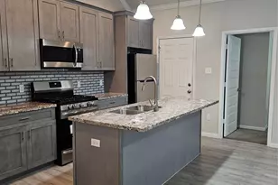 4801 Wenda St, Houston, TX 77033 - Photo 9