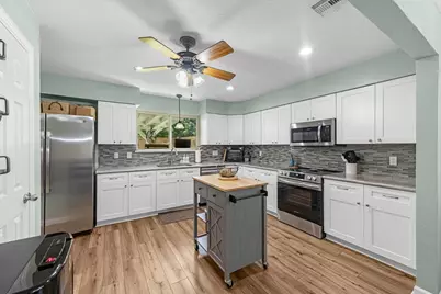 2355 Farriers Bend Drive, Friendswood, TX 77546 - Photo 25