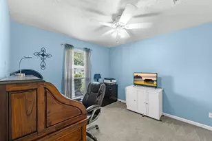 2355 Farriers Bend Dr, Friendswood, TX 77546 - Photo 9