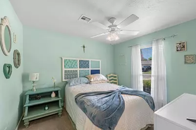 2355 Farriers Bend Drive, Friendswood, TX 77546 - Photo 7