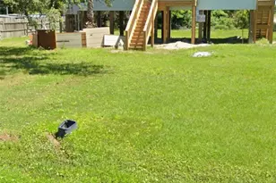 2821 N Sonny Ln, Galveston, TX 77554 - Photo 3