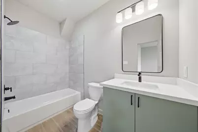 10214 Carmencita Way, Houston, TX 77075 - Photo 9