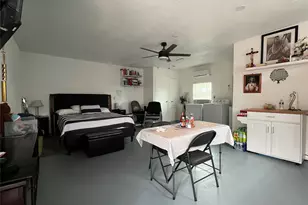 207 Parliament Dr, Houston, TX 77034 - Photo 15