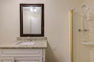 10850 Kirktown Dr, Houston, TX 77089 - Photo 17