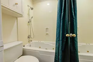 10850 Kirktown Dr, Houston, TX 77089 - Photo 15