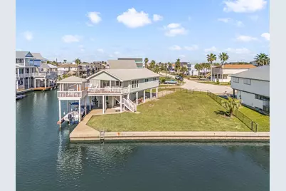 22128 Yoakum Drive, Galveston, TX 77554 - Photo 27