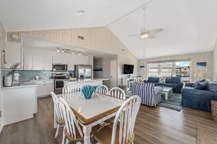 22128 Yoakum Dr, Galveston, TX 77554 - Photo 9