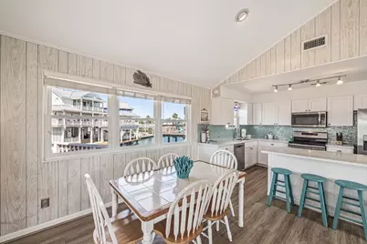 22128 Yoakum Drive, Galveston, TX 77554 - Photo 7