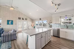 22128 Yoakum Dr, Galveston, TX 77554 - Photo 11