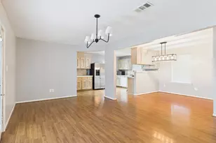 10130 Sussex Ln, Houston, TX 77041 - Photo 5