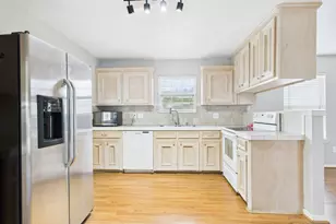 10130 Sussex Ln, Houston, TX 77041 - Photo 9