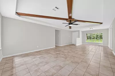 18747 Woodridge Drive, Conroe, TX 77302 - Photo 9