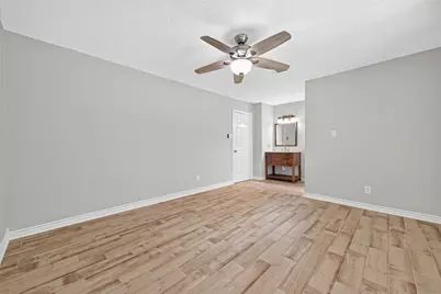 18747 Woodridge Drive, Conroe, TX 77302 - Photo 27