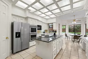 14022 Champions Hamlet Ct, Houston, TX 77069 - Photo 17