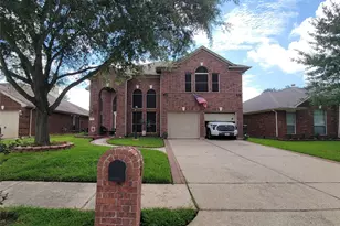204 King William Dr, La Porte, TX 77571 - Photo 1