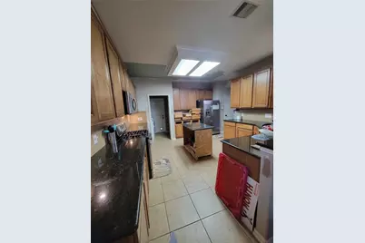 204 King William Drive, La Porte, TX 77571 - Photo 5