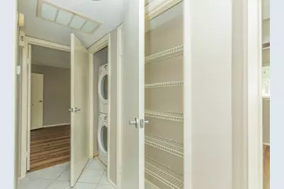 7128 N Holiday Drive, Galveston, TX 77550 - Photo 23