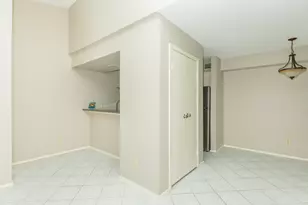 7128 N Holiday Dr, Galveston, TX 77550 - Photo 13