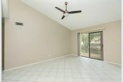 7128 N Holiday Drive, Galveston, TX 77550 - Photo 11