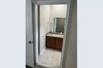 312-2 N Ormsby Street #314, Alvin, TX 77511 - Photo 5