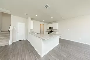 2549 Hawks Eye Dr, Conroe, TX 77301 - Photo 3