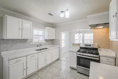 5610 Eskridge Street, Houston, TX 77023 - Photo 13
