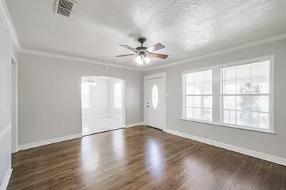 5610 Eskridge Street, Houston, TX 77023 - Photo 9