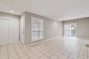 9809 Richmond Ave, Houston, TX 77042 - Photo 13