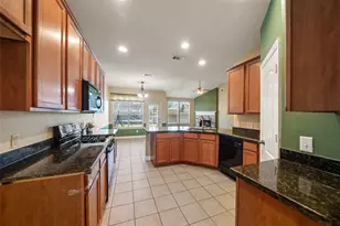 19092 Hammer Ln, Porter, TX 77365 - Photo 5