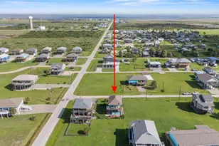 110 S Verdia Dr, Crystal Beach, TX 77650 - Photo 3