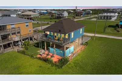 110 S Verdia Drive, Crystal Beach, TX 77650 - Photo 5