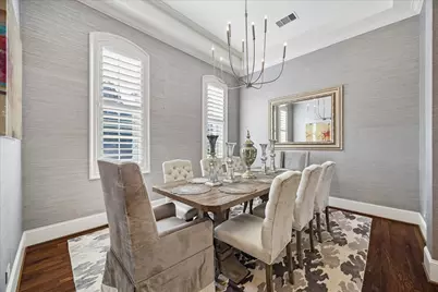 10 Windsor Court, Houston, TX 77055 - Photo 11