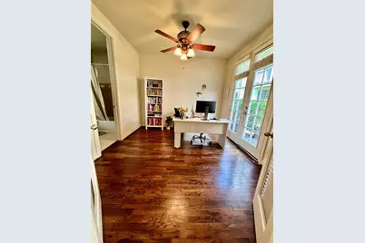 3255 Maxroy Street, Houston, TX 77008 - Photo 3