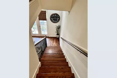 3255 Maxroy Street, Houston, TX 77008 - Photo 7