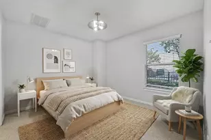 1720 Bevis St, Houston, TX 77008 - Photo 11