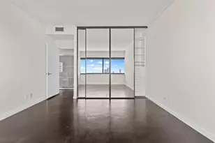 5000 Montrose Blvd, Houston, TX 77006 - Photo 9