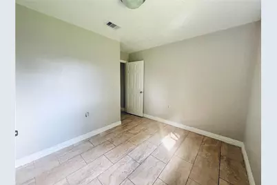 12211 Wessex Drive, Houston, TX 77089 - Photo 15