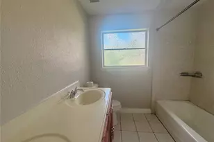 12211 Wessex Dr, Houston, TX 77089 - Photo 19