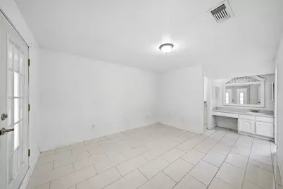 16957 Glen Eagle Drive, Conroe, TX 77385 - Photo 15