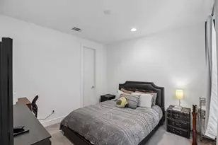 1166 W 19th St, Houston, TX 77008 - Photo 21