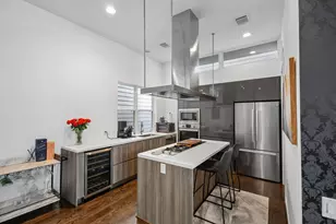1166 W 19th St, Houston, TX 77008 - Photo 13
