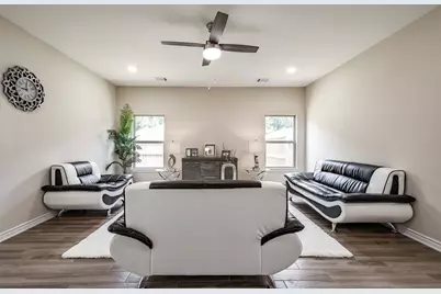 10610 Ellerston Road, Cleveland, TX 77327 - Photo 17