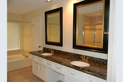 2502 Stephens Grant Drive, Sugar Land, TX 77479 - Photo 19