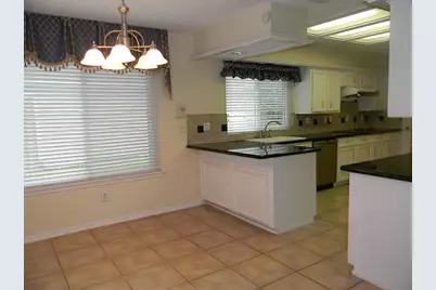 2502 Stephens Grant Drive, Sugar Land, TX 77479 - Photo 9